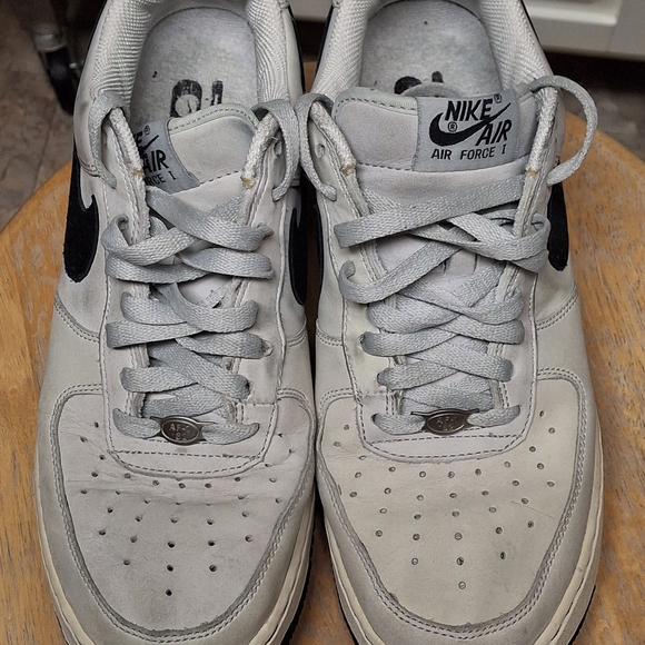 Nike Air Force 1 White with Black Swoosh - Picture 5 of 9